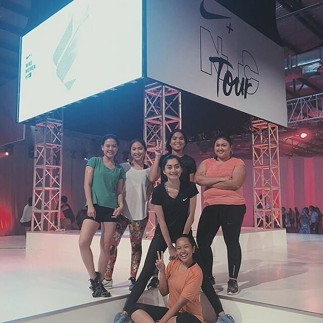 What a bright smile in their face! Walaupun melelahkan, tapi wajah Clozette Ambassador Ayu juga terlihat sangat segar setelah mengikuti dance, yoga, NTC dan running session di #NTCTourJakarta Sabtu lalu.
#BetterForIt #ForABetterMe #ClozetteID