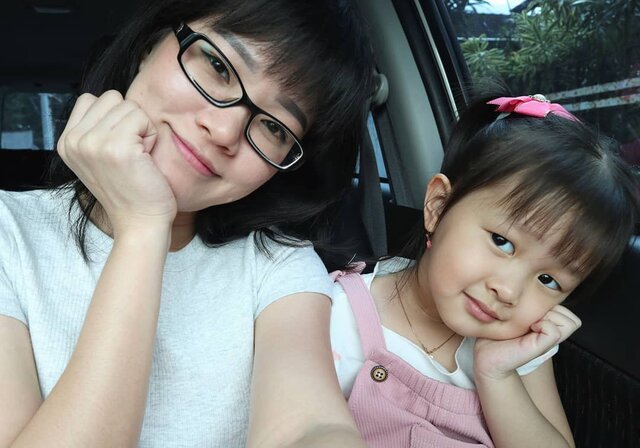 Good Morning 😊.
Selamat menunaikan ibadah puasa untuk teman2 yang merayakan 😊.
#momanddaughter #wefie #clozetteid #FOTD #happyparents #happymother