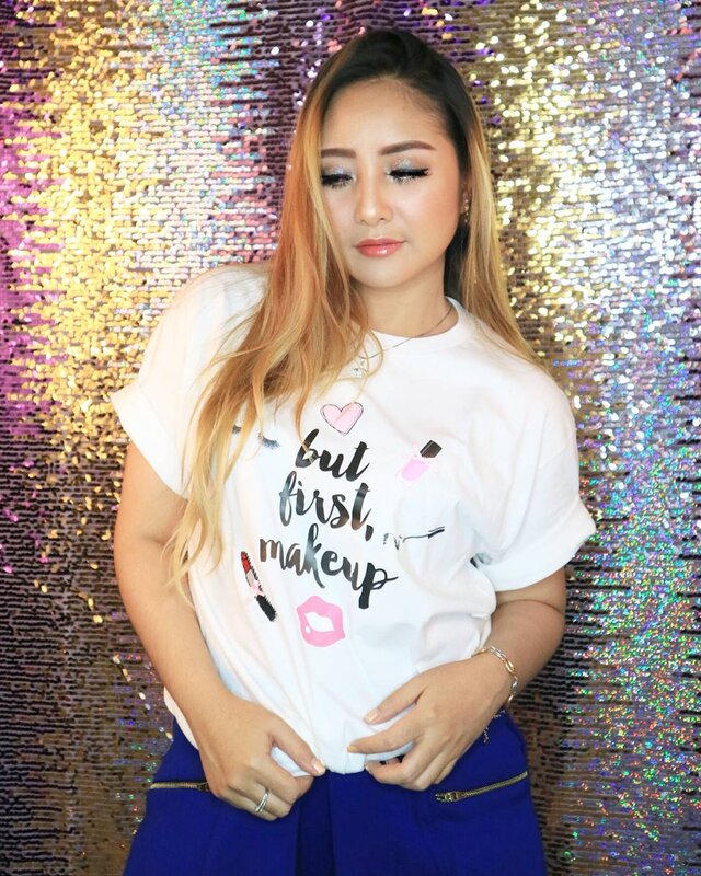 But first, Makeup πππ
.
T-shirt from @house_of_kaia ππ
.
Bagus banget..Sablonnya unyuu!! Gak cuma sablon tapi ada bordirannya juga bikin kelihatan mewah π.. Dipakai super nyaman 100% cottonπ luv pokoknyaπ .
.
#fdbeauty #clozetteid #universalhairandmakeup #uhmvideo #ivgbeauty #makeupclips #fiercesociety #makeuplover #wakeupandmakeup #makeuptips #indobeautygram #makeupaddict #amazingmakeupart #beautyandhairdiaries #undiscovered_muas #indovidgram
#makeupvideo #make4glam #discover_muas #beautyguruindonesia #beautygram #beautybloggerindonesia #muablora #indobeautysquad #discovervideos #motd #tshirt #fotd