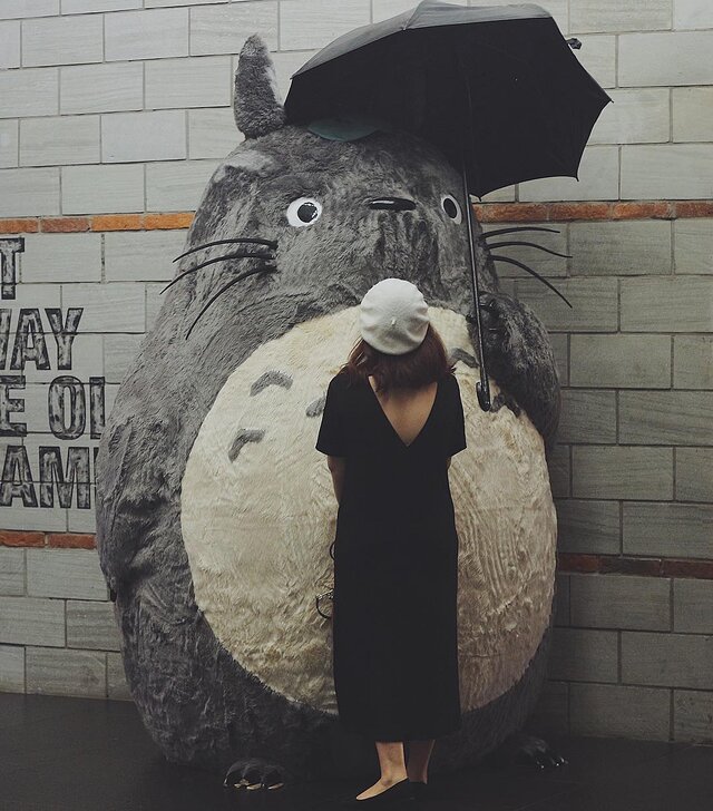 To-to-ro? You’re Totoro!.... I bet you’re Totoro.....
.
.
.
.
.
.
#totoro #clozetteid #ootd #ootdindo #lookbook #lookbookindonesia #lifestyleblogger #fashion #blogger #fashionblogger #wiwt #potd #vscocam #eosm10 #lovelife #instagood #streetstyle #potd #eosmdiaries #ggrep #ggrepstyle #cgstreetstyle #streetfashion