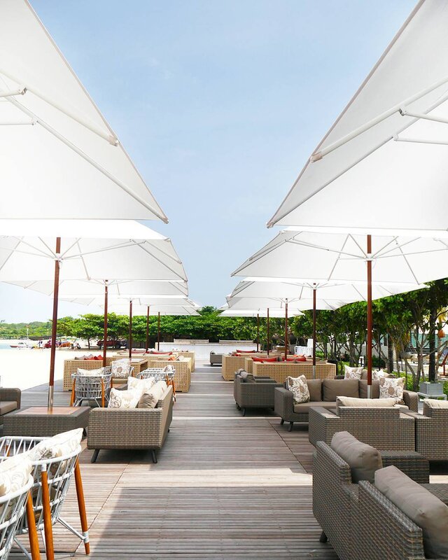 Walk down the ocean terrace~ 👫
#theRoyalSantrian #hotel #resort #villa #Bali #TanjungBenoa #beach #beachsand #sea #bluesea #ocean #terrace #travel #traveler #travelling #trip #lifestyle #wonderfulIndonesia #pesonaIndonesia #clozetteid #clozetteambassador