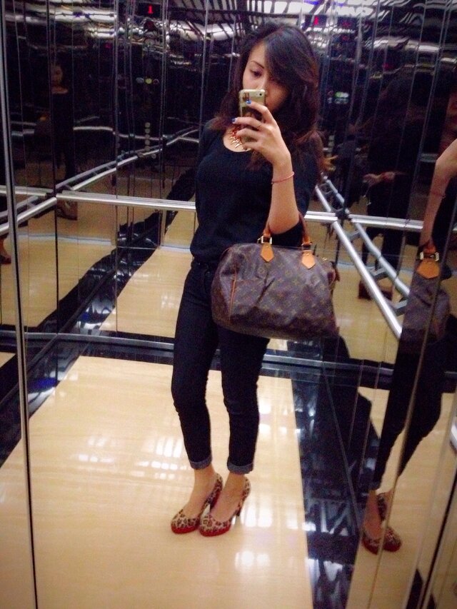 simply black with a touch of red & leopard shoes #AcerLiquidJade
