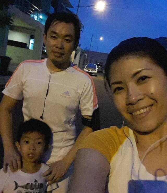 Late afternoon exercise with mi familia πͺπͺ
The boy ran for 1.7km before he finally gave up and went home. Proud of you kiddo!
#happy #grateful #fitness #running #family #love #forabetterme #clozetteid