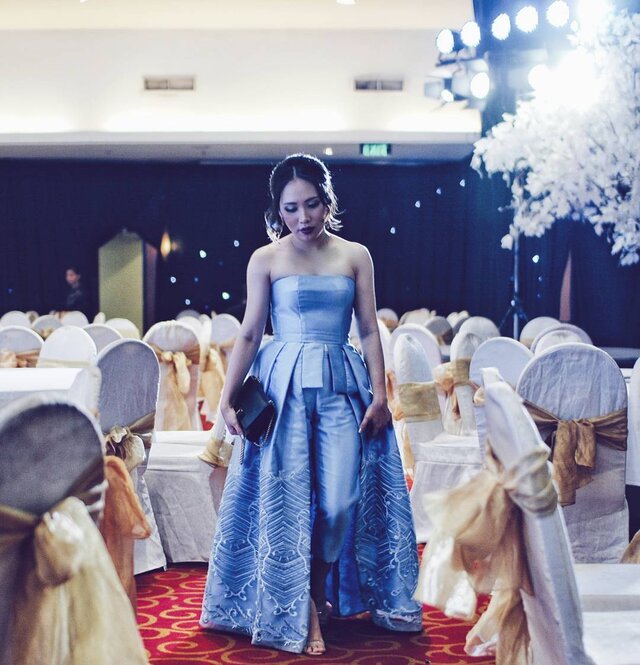 Fairy Godmother: At the last stroke of midnight, the spell will be broken.
Cinderella: Midnight?
Fairy Godmother: Midnight.
Cinderella: That's more than enough time!
•
•
•
•
•
•
•
•
•
•
•
#ootd #clozetteid #clozetteco #ootdshare #aboutalook #ootdindo #lookbookindo #lookbook #instastyle #stylista #outfitshare #outfitinspo #outfitoftheday #whatiwore #whatiweartoday #fashioncoordinate #vsco #mommyandme #momstyle #mommyblogger #momfashion #fashionkids_and_moms #todayimwearing #casuallook #fashionpost #styleoftheday #ilovefashion #hypebeast #vsco
