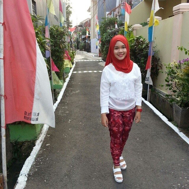 Ootd Hijab Merah Putih