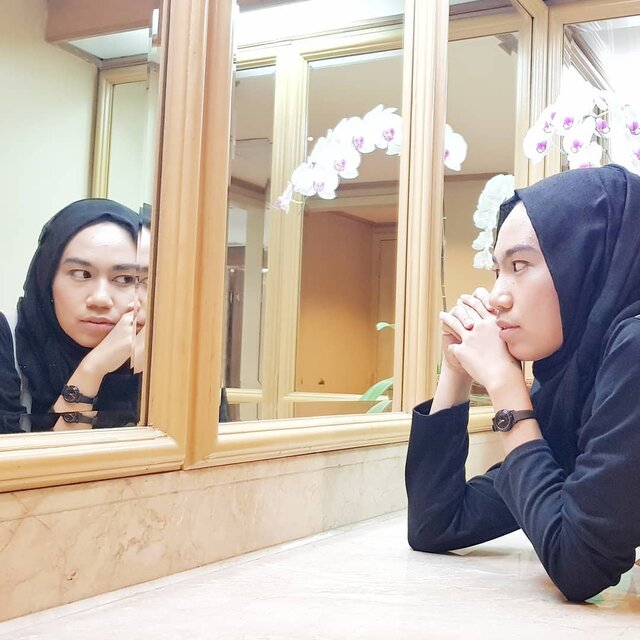 Image result for hijab mirror